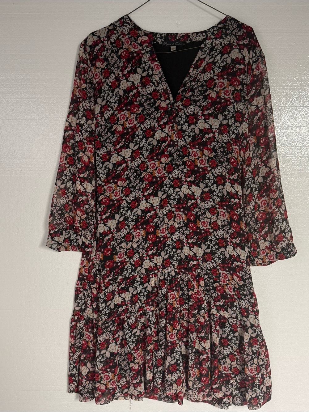 Rose & Olive Women’s Floral Mini Dress Size L Black Red Long Sleeve Ruffle Hem